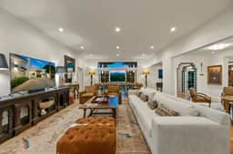 Desert Dreams Ranch' Idyllic 6 BR Next to the Polo Grounds