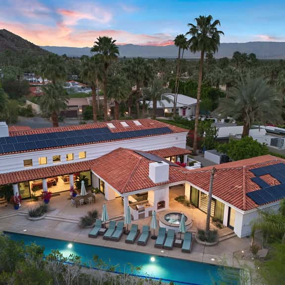 Blue Lotus Villa' Half Acre in The Mesa - Image 1