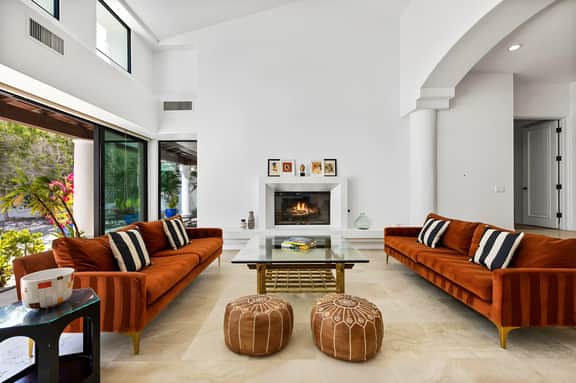 Blue Lotus Villa' Half Acre in The Mesa
