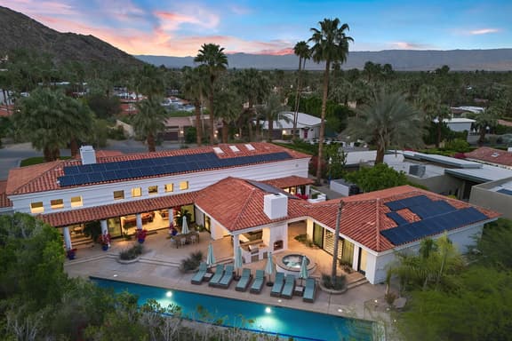 Blue Lotus Villa' Half Acre in The Mesa